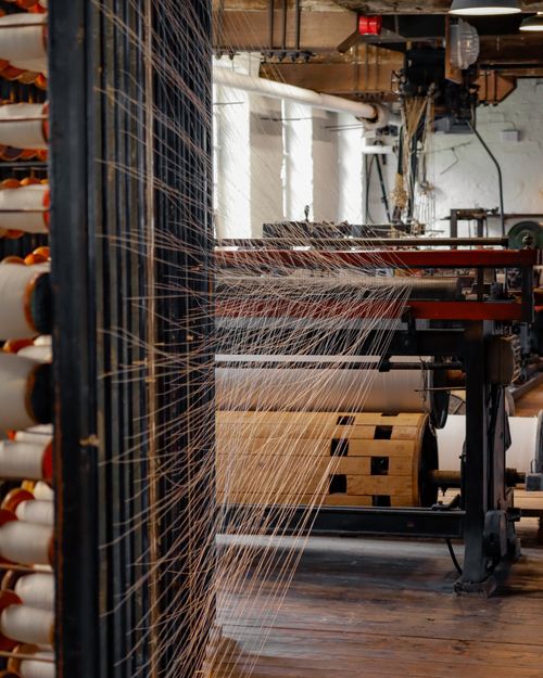 Elastic & Ribbon Fiber material or manufacturing context